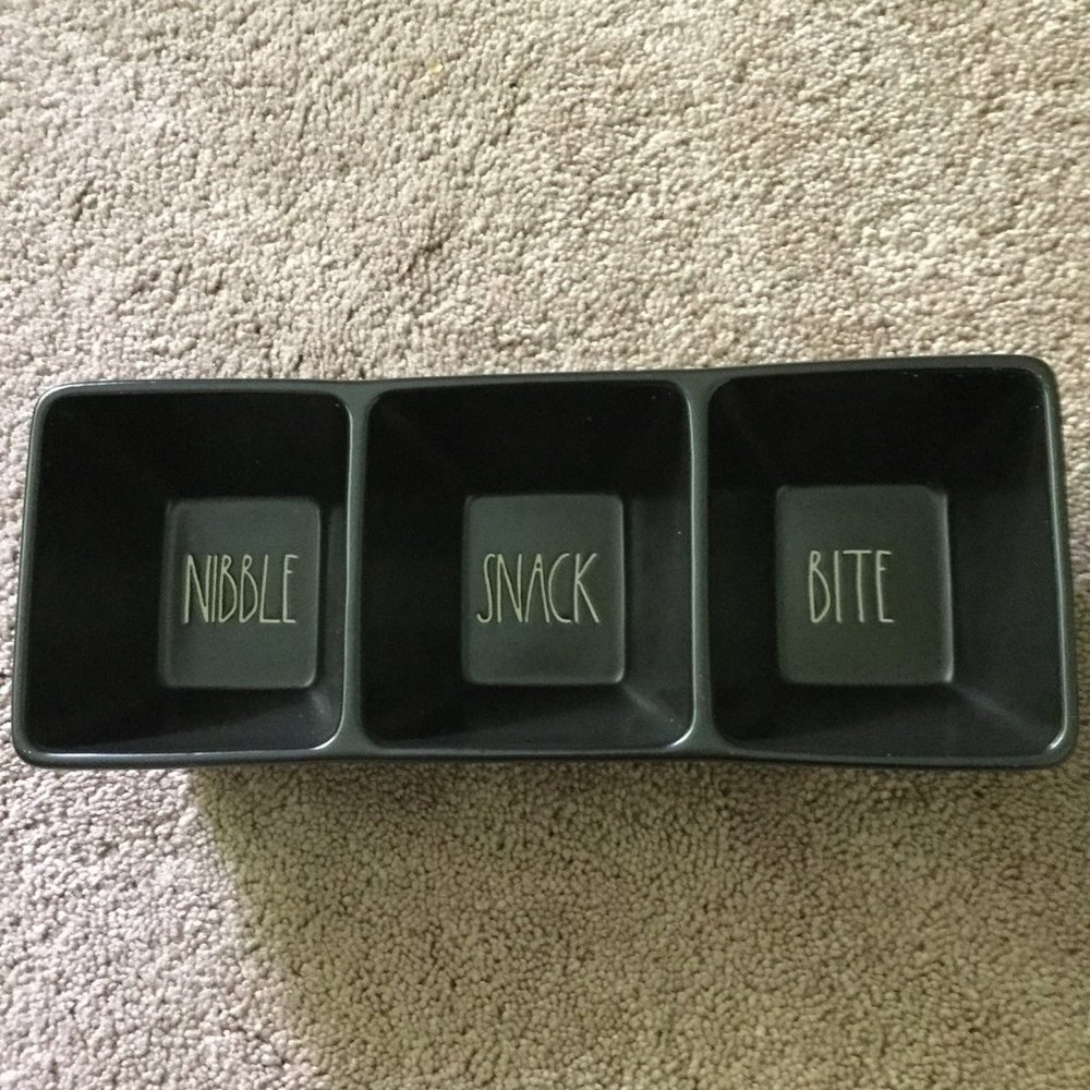 - Rae Dunn NIBBLE SNACK BITE Sectional Tray